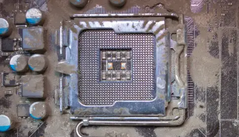 dirty elements on motherboard can be cause of white light on